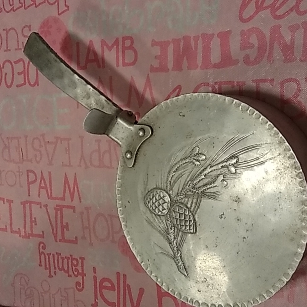 Silvertone Silent Butler